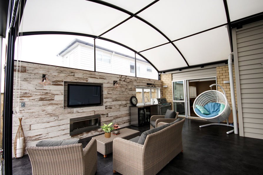 outdoor awning room